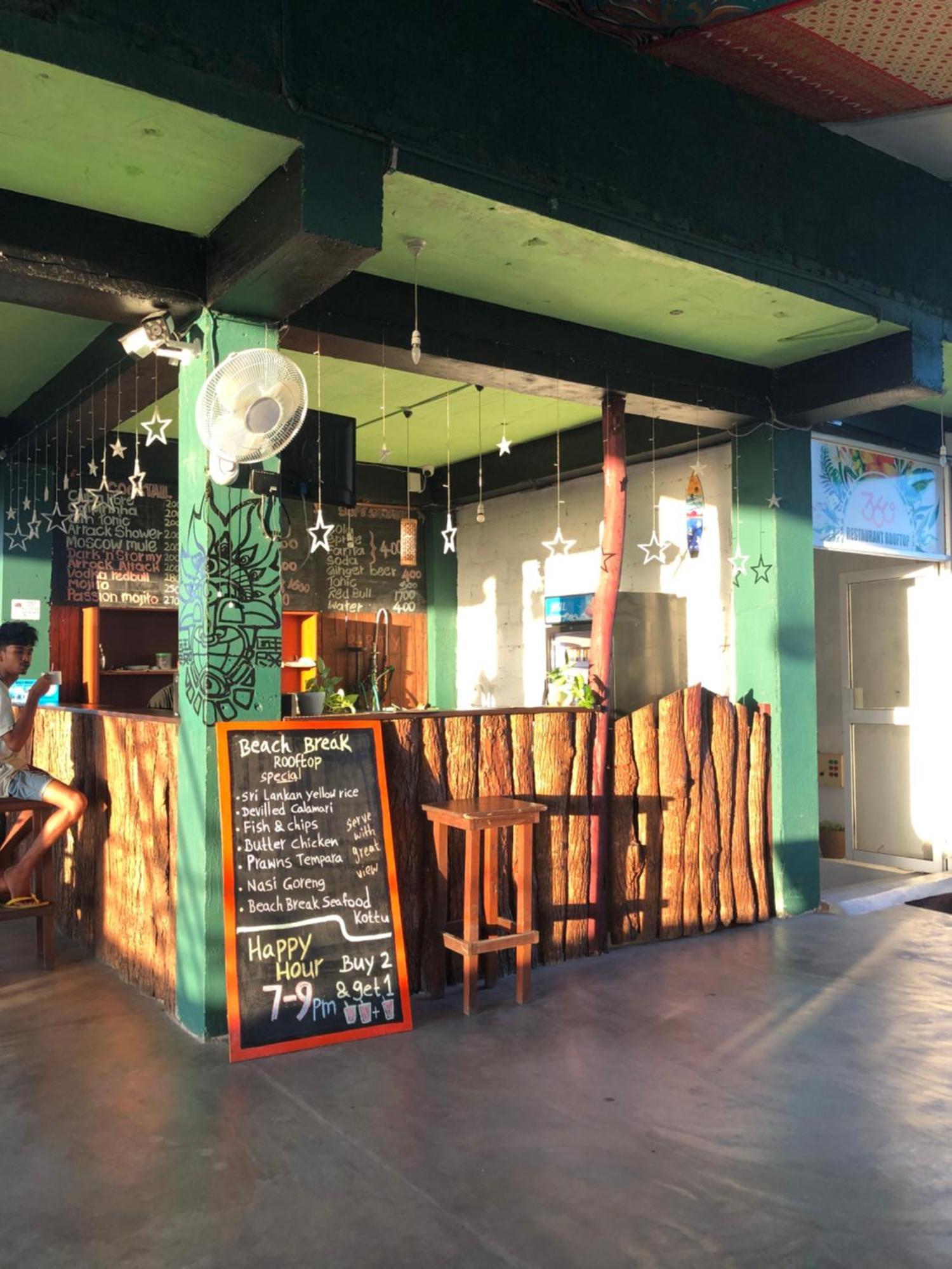 Beach Break Surf Hostel ウェリガマ エクステリア 写真