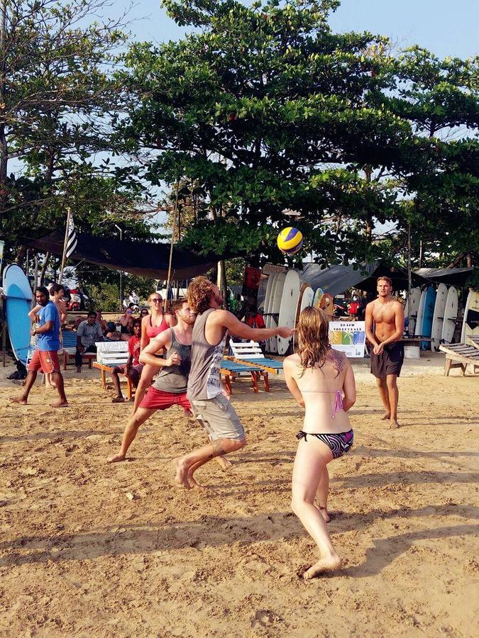 Beach Break Surf Hostel ウェリガマ エクステリア 写真